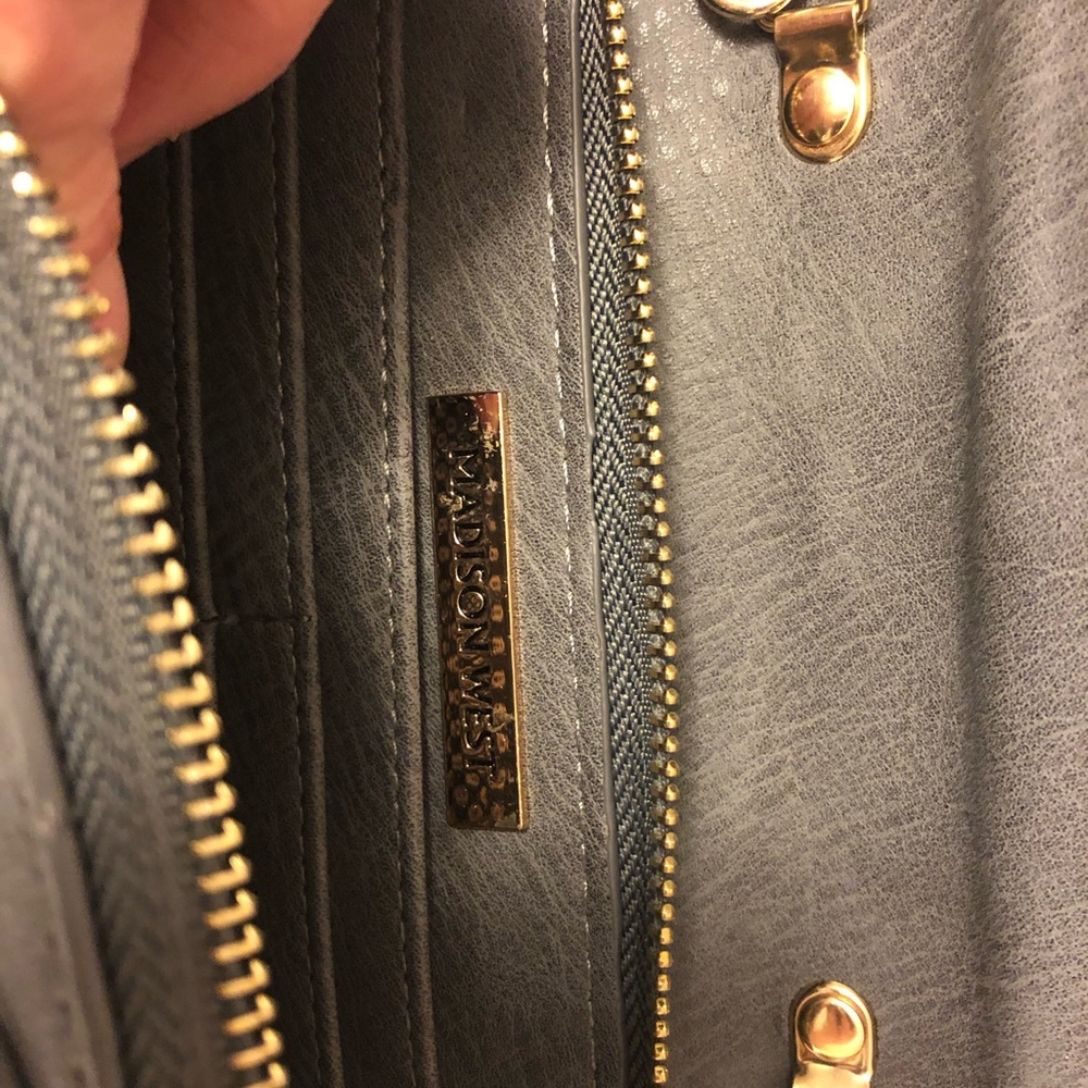 Purse - Picture 4 of 5